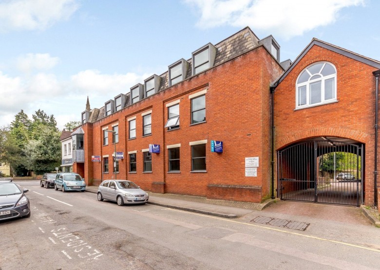 Click the photo for more details of Weybridge, Surrey