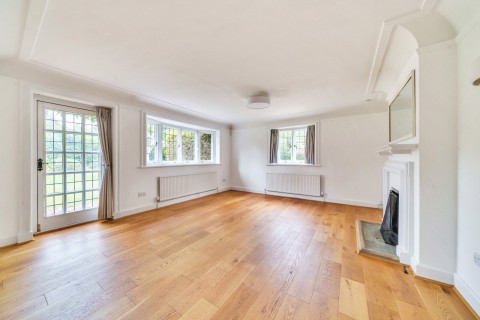 Click the photo for more details of High Pine Close, Weybridge, KT13