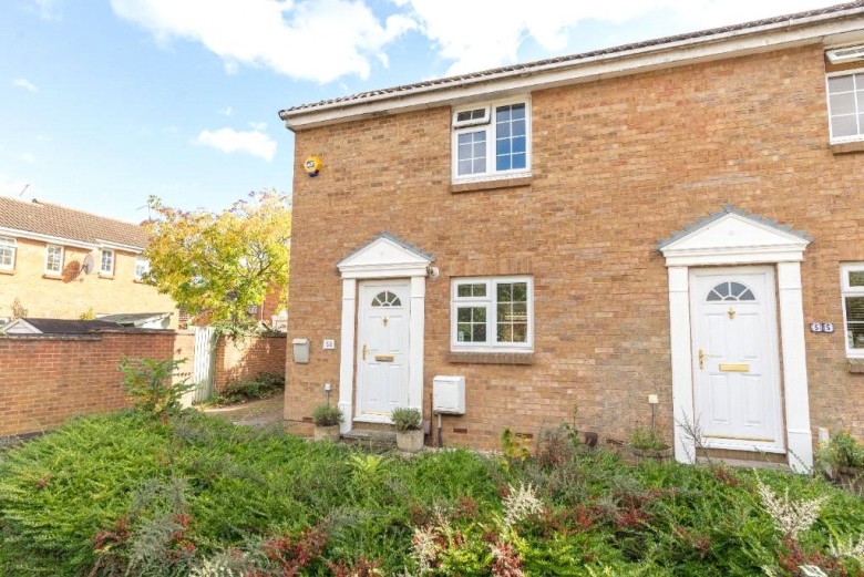 Click the photo for more details of Finnart Close, Weybridge, Surrey