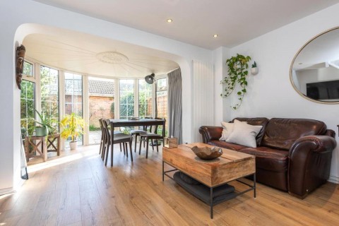 Click the photo for more details of Finnart Close, Weybridge, Surrey