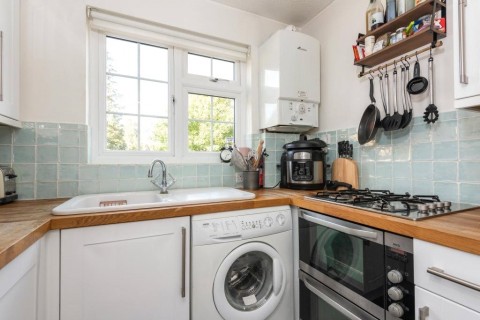 Click the photo for more details of Finnart Close, Weybridge, Surrey