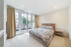 Images for Jubilee Gardens, Weybridge, Surrey