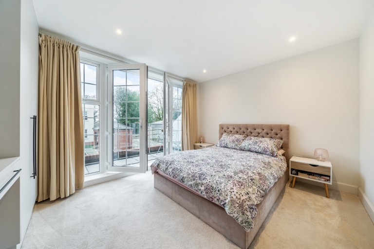 Images for Jubilee Gardens, Weybridge, Surrey