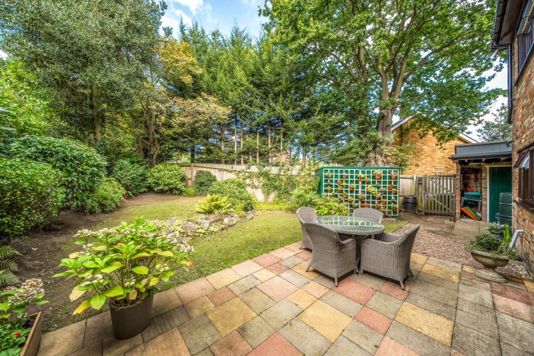 Images for Ongar Hill, Addlestone, Surrey