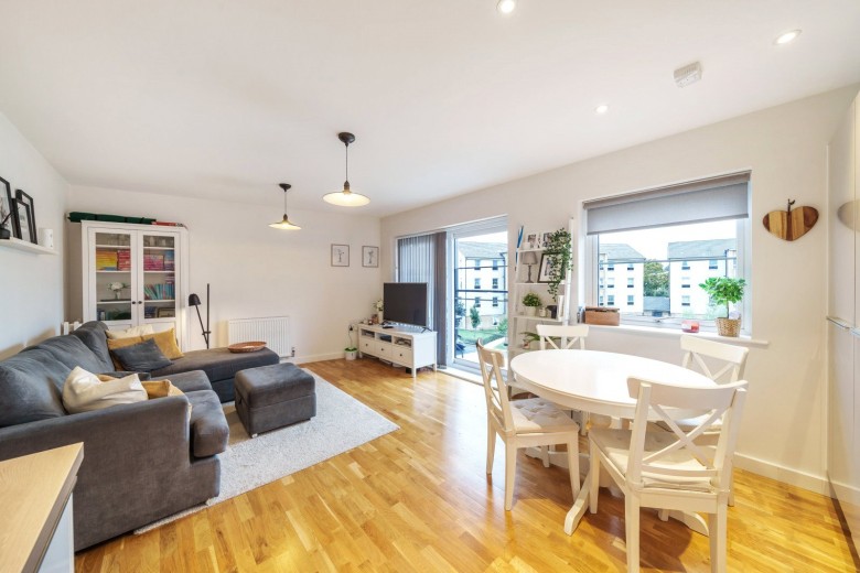 Click the photo for more details of Kennett Lane, Chertsey, Surrey