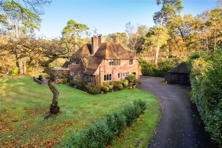 Click the photo for more details of Byfleet Road, Cobham, Surrey