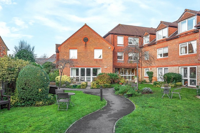 Click the photo for more details of Springfield Meadows, Weybridge, KT13