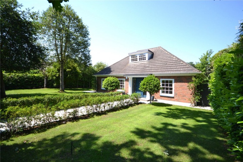 Click the photo for more details of Old Avenue, Weybridge, KT13