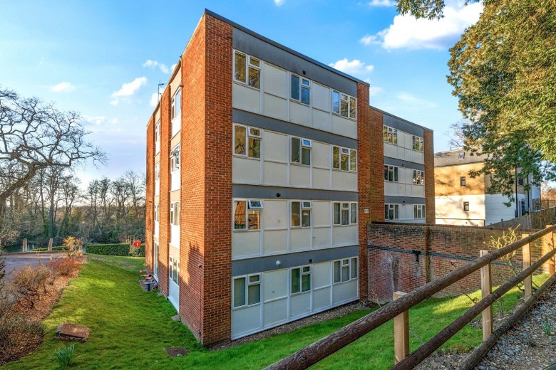 Click the photo for more details of Berkeley Court, Weybridge, KT13
