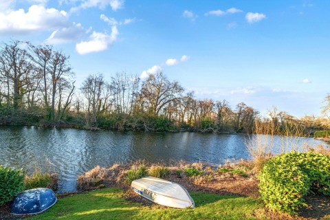 Click the photo for more details of Berkeley Court, Weybridge, KT13
