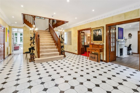 Click the photo for more details of Old Avenue, Weybridge, Weybridge, Surrey