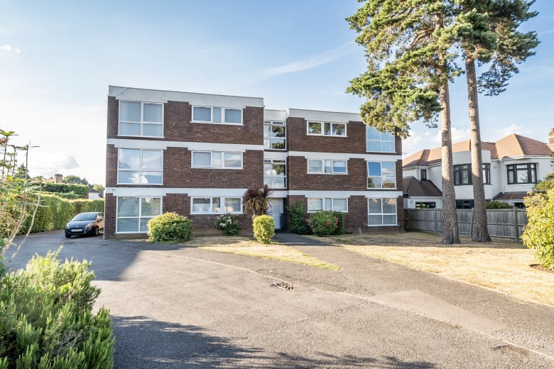 Click the photo for more details of Rydens Road, Walton-On-Thames, Surrey