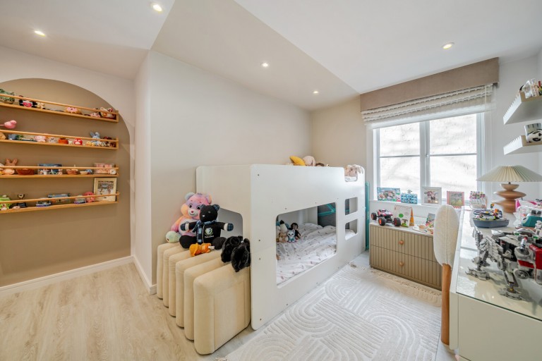 Images for Oatlands Chase, 26 Oatlands Chase, Weybridge, Weybridge, Surrey