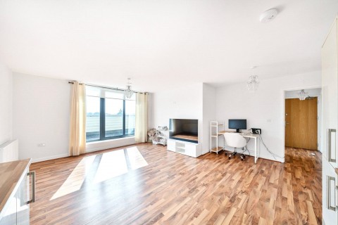 Click the photo for more details of Victory Park Road, Addlestone, Surrey