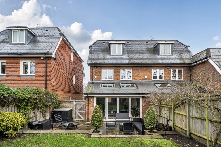 Images for Addlestone, Surrey