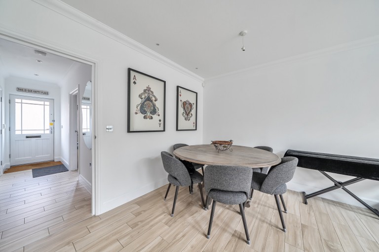 Images for Addlestone, Surrey