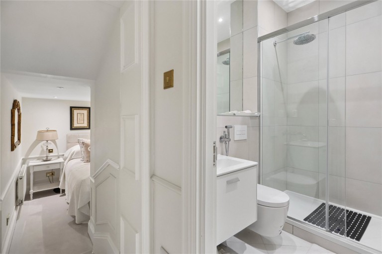 Images for Ottershaw, Chertsey, Surrey