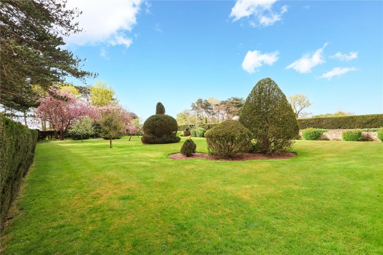 Images for Ottershaw, Chertsey, Surrey