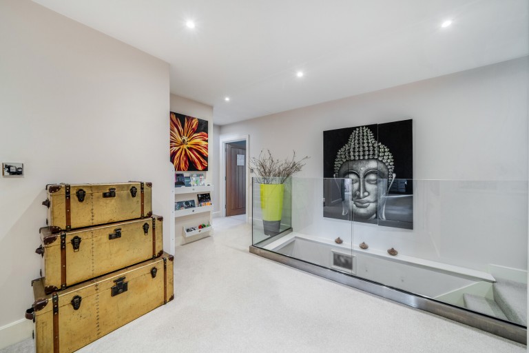 Images for Weybridge, Surrey