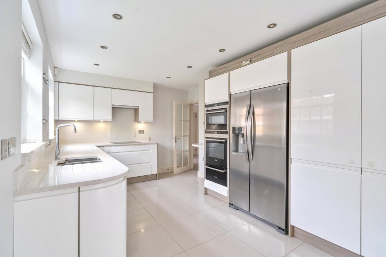 Images for Stoneleigh Park, Weybridge, Surrey