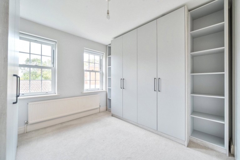 Images for Stoneleigh Park, Weybridge, Surrey