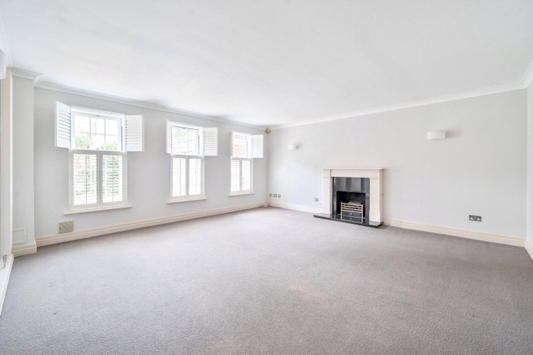 Images for Stoneleigh Park, Weybridge, Surrey