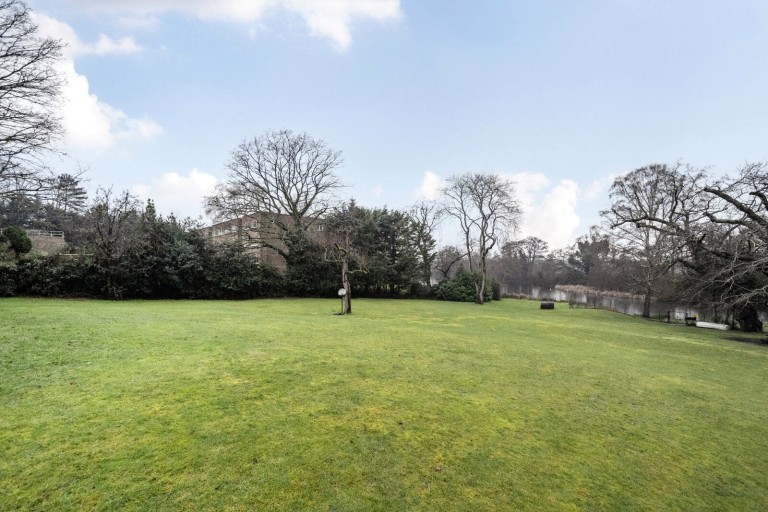 Images for Beechcroft Manor, Weybridge, Surrey