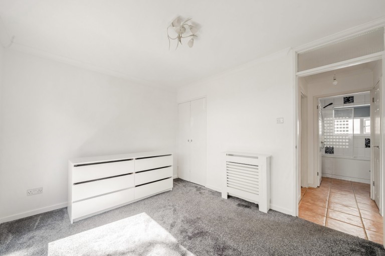 Images for Ottershaw, Chertsey, Surrey
