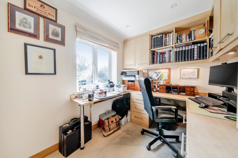 Images for Rosslyn Park, Weybridge, Surrey