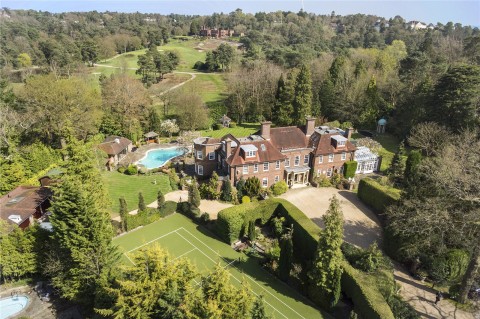 Click the photo for more details of South Ridge, St George's Hill, Surrey