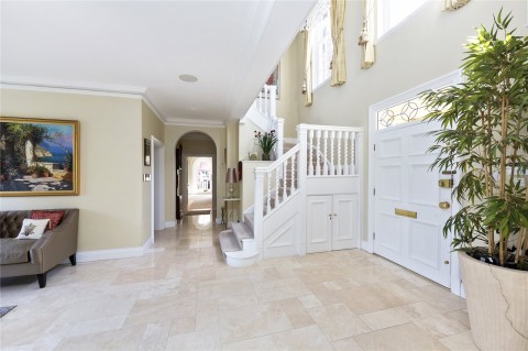 Click the photo for more details of South Ridge, St George's Hill, Surrey