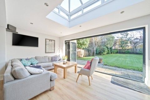Click the photo for more details of Wey Road, Weybridge, Surrey