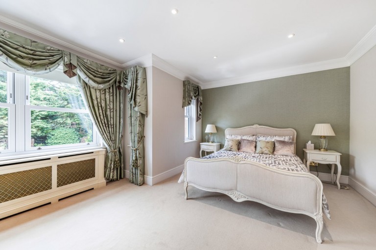 Images for Abbotswood Drive, St George's Hill, Surrey