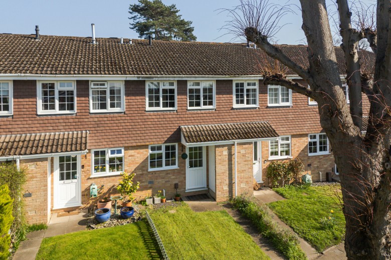 Click the photo for more details of Hillcrest, Weybridge, Surrey