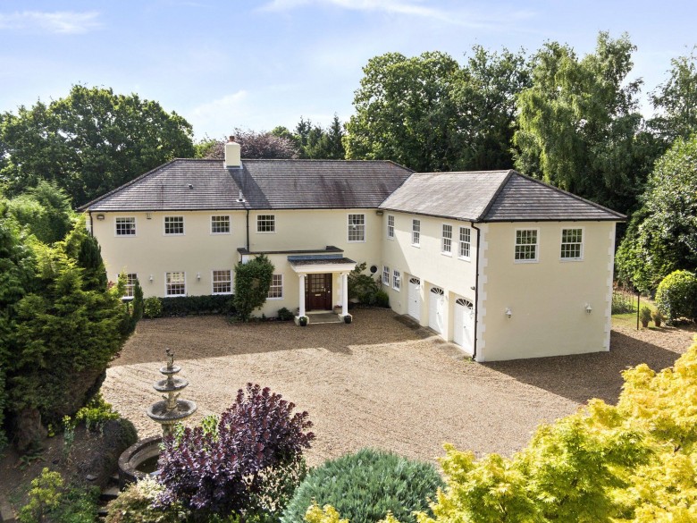 Click the photo for more details of East Road, St George's Hill, KT13