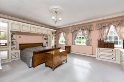 Images for East Road, St George's Hill, KT13
