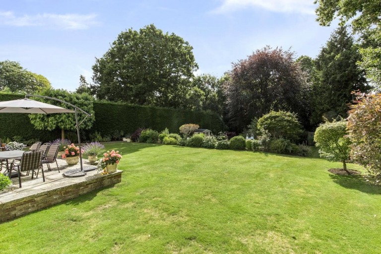 Images for East Road, St George's Hill, Surrey