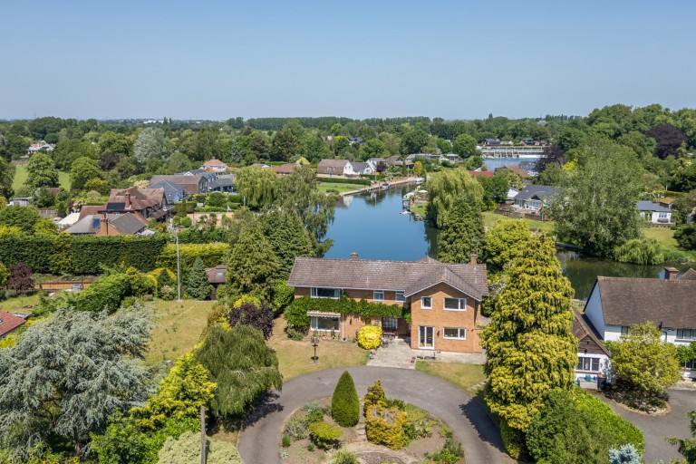 Images for Hamm Court, Weybridge, Surrey