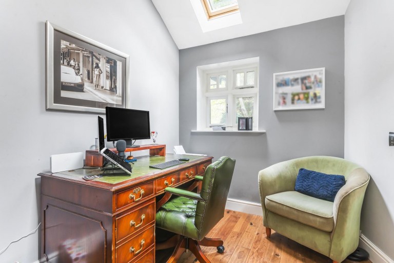 Images for Devonshire Road, Weybridge, Surrey