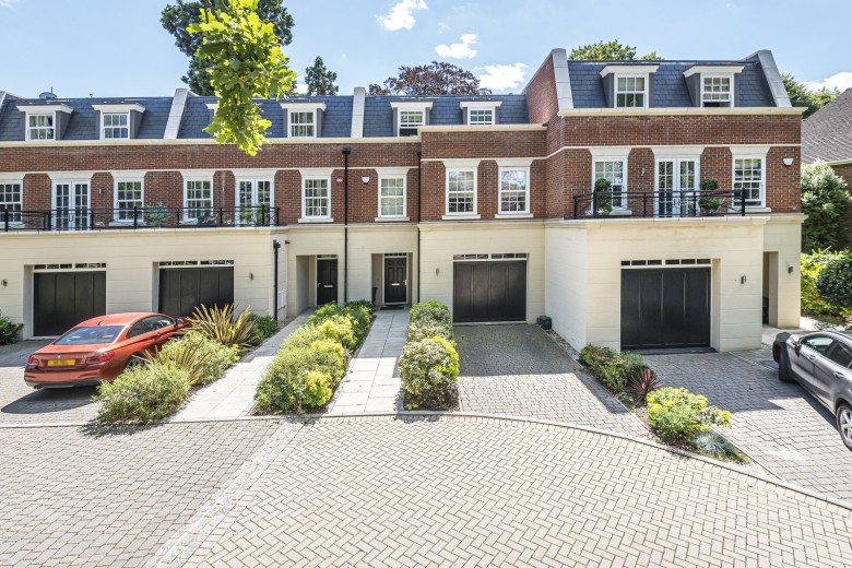 Click the photo for more details of Gloucester Terrace, St. Georges Avenue, Weybridge, KT13