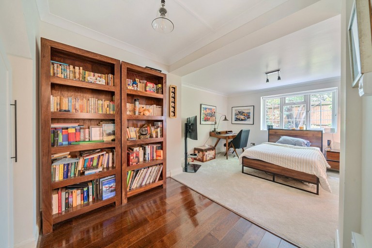 Images for Cobbetts Hill, Weybridge, Surrey
