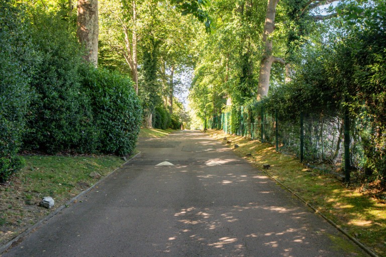 Images for Woburn Hill Park, Woburn Hill, Surrey