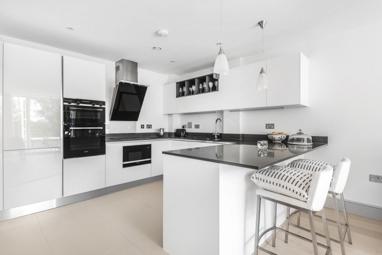 Images for Highbanks, Brooklands Road, Weybridge, KT13
