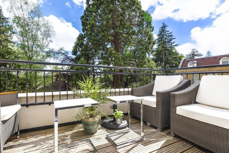 Images for Highbanks, Brooklands Road, Weybridge, KT13