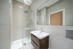 Images for Oatlands Chase, Weybridge, Surrey