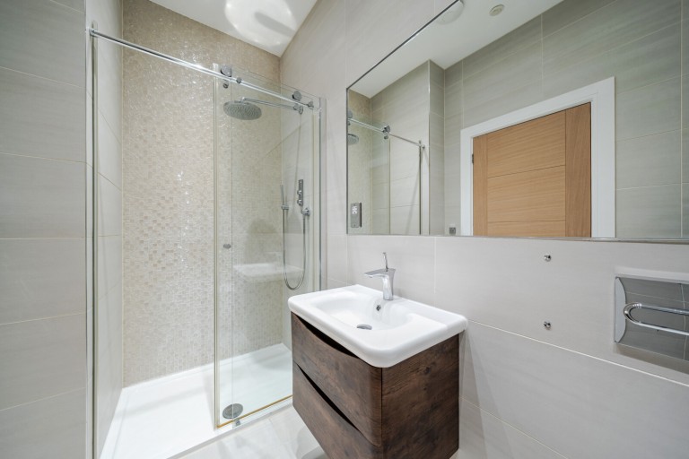 Images for Oatlands Chase, Weybridge, Surrey