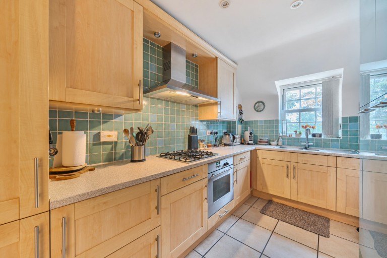 Images for Oatlands Avenue, Weybridge, Surrey