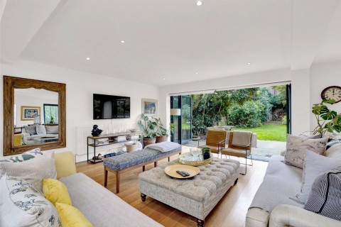 Click the photo for more details of Weybridge Park, Weybridge, KT13