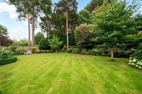 Click the photo for more details of Winterbourne Grove, Weybridge, Surrey