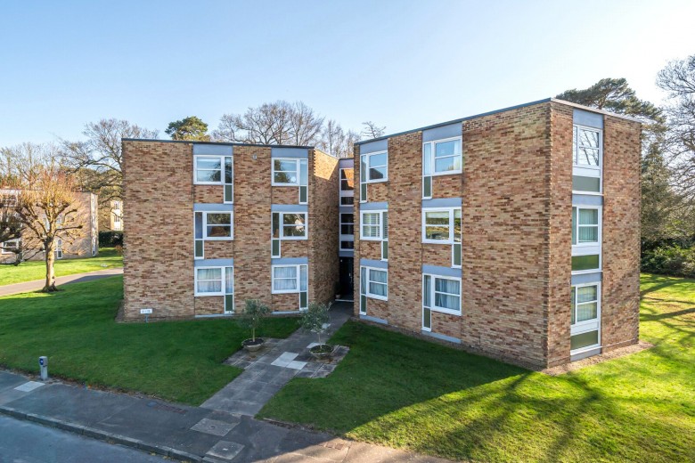 Click the photo for more details of Heathside, Weybridge, Surrey